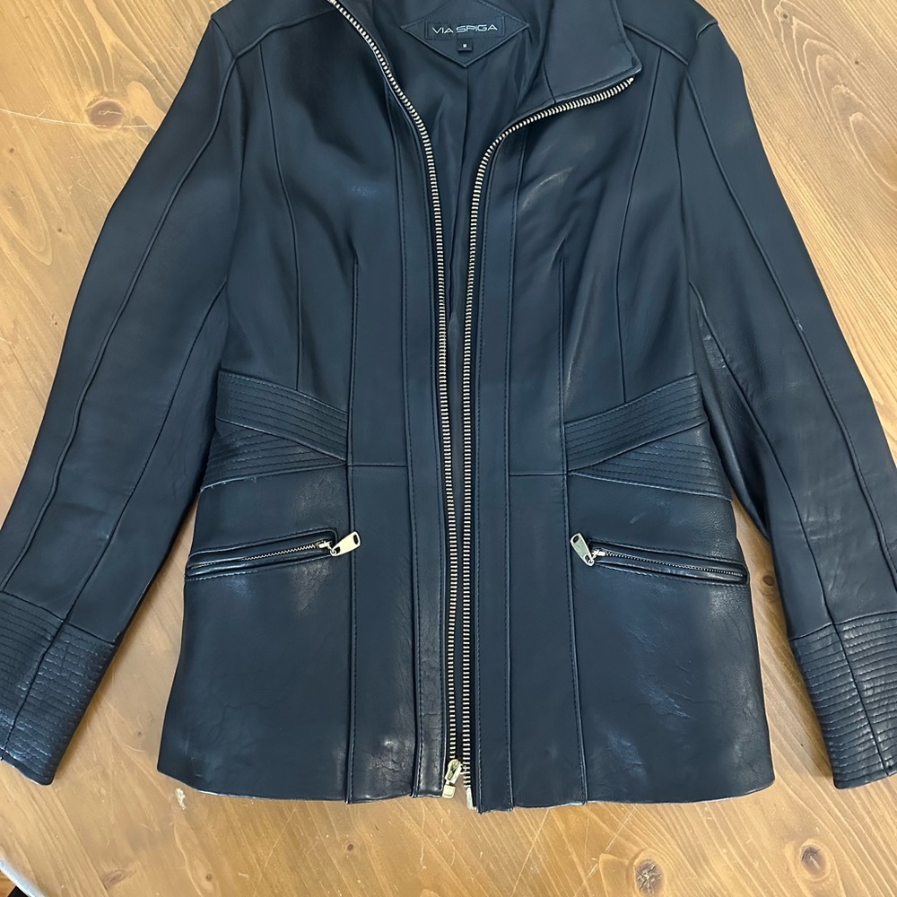 Via Spiga women black leather jacket size M. Great condition.